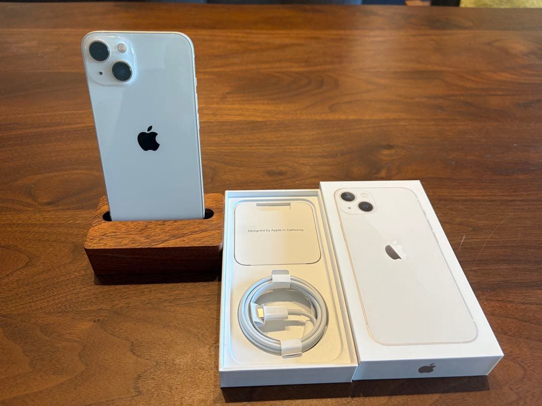 Apple iPhone 13 ホワイト 本体　バッテリー100%