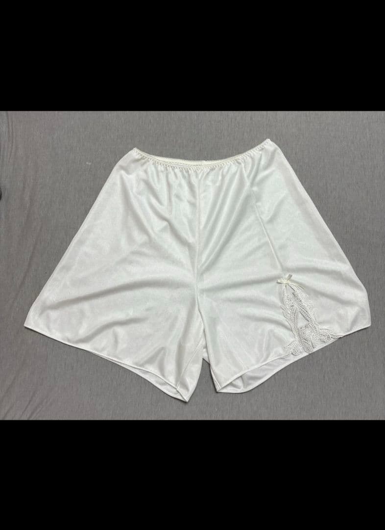 ブライダルインナー　美フォルム　クラウディア　Mサイズ