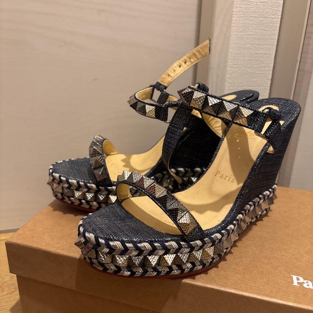 ルブタン　サンダル　美品