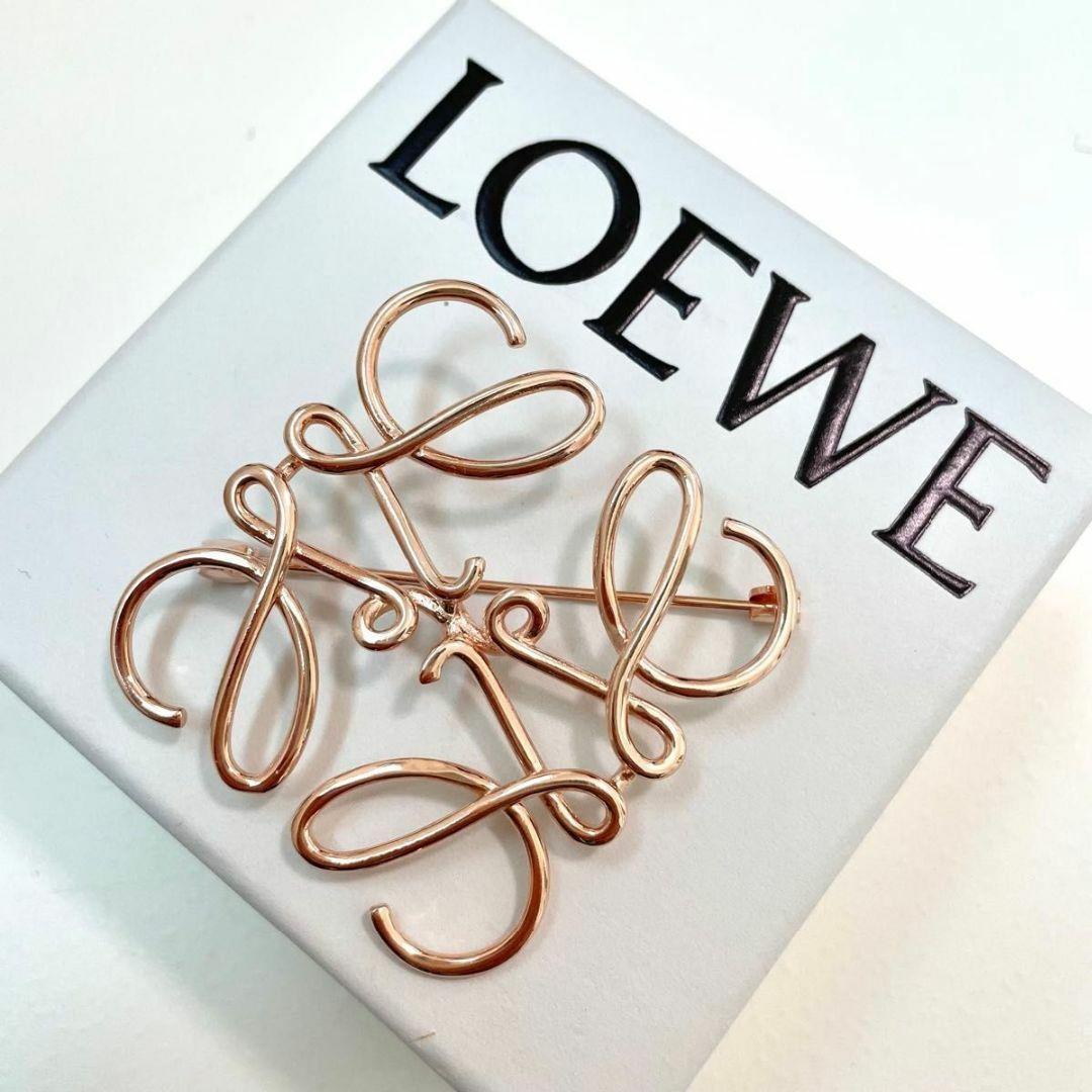 ロエベ ブローチ Anagram brooch in l ロゴ ゴールド