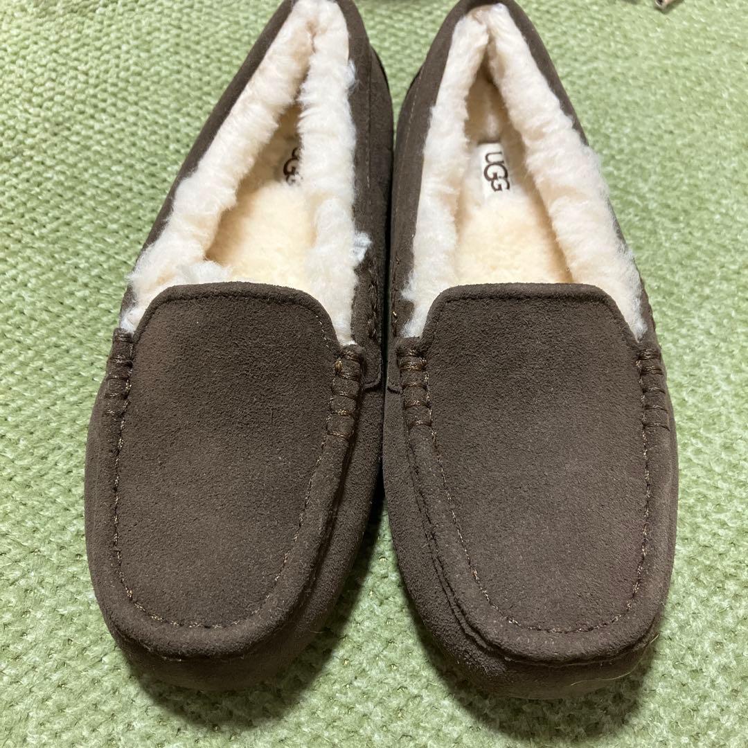 UGG ANSLEY エスプレッソ　モカシン25㎝