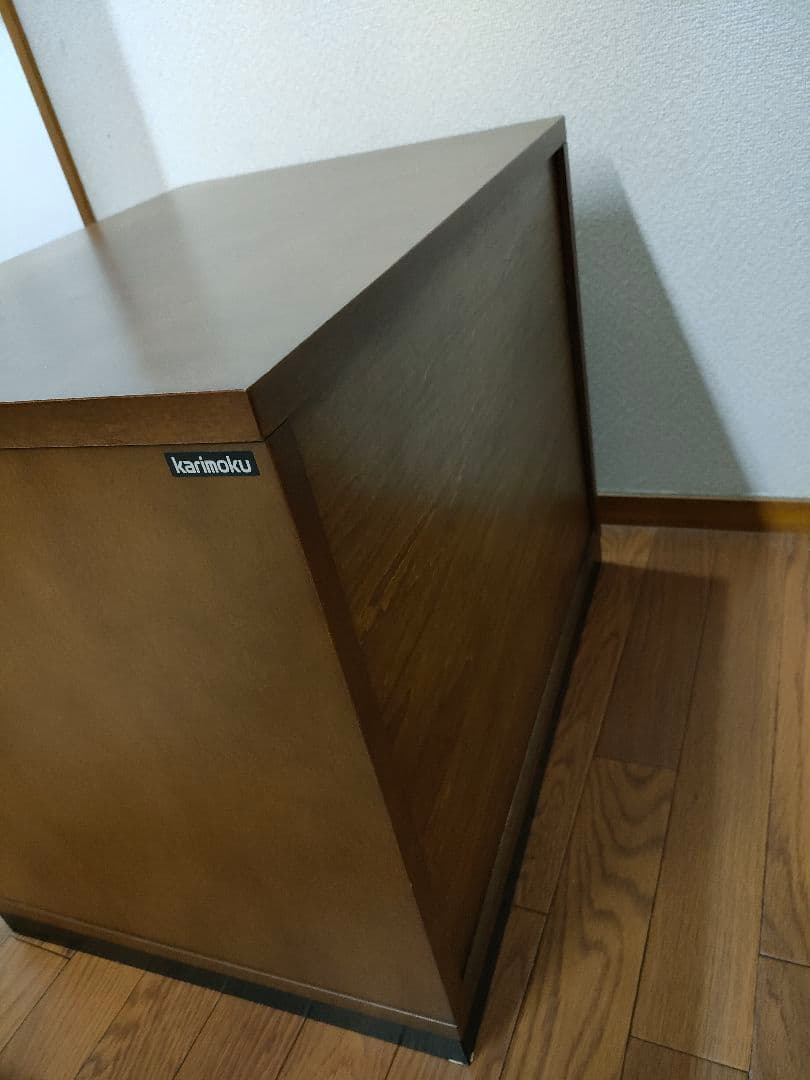【カリモク】【ずっしり重い】【高級家具】小型箪笥　小物収納　ローチェスト
