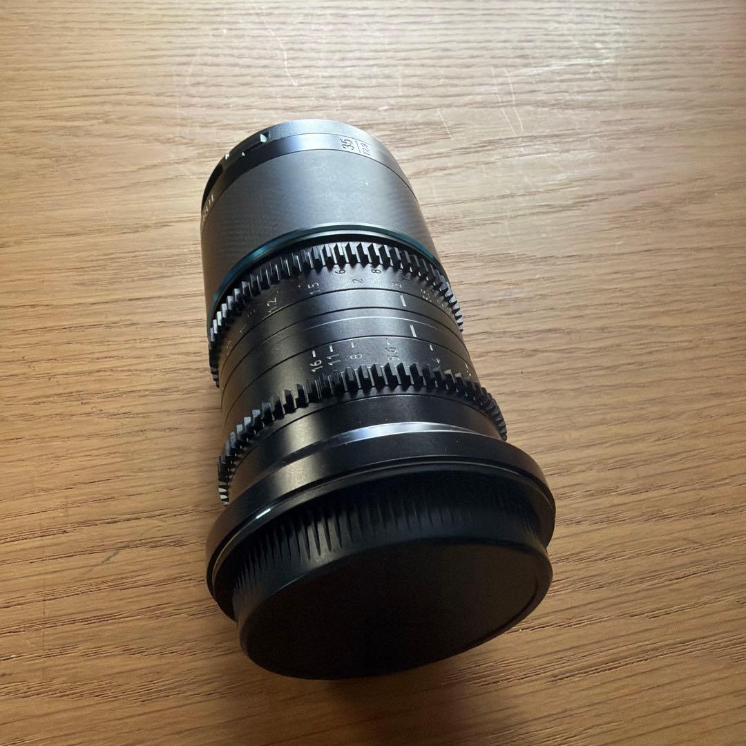 SIRUI 35mm T2.9 1.6x Anamorphic RFマウント