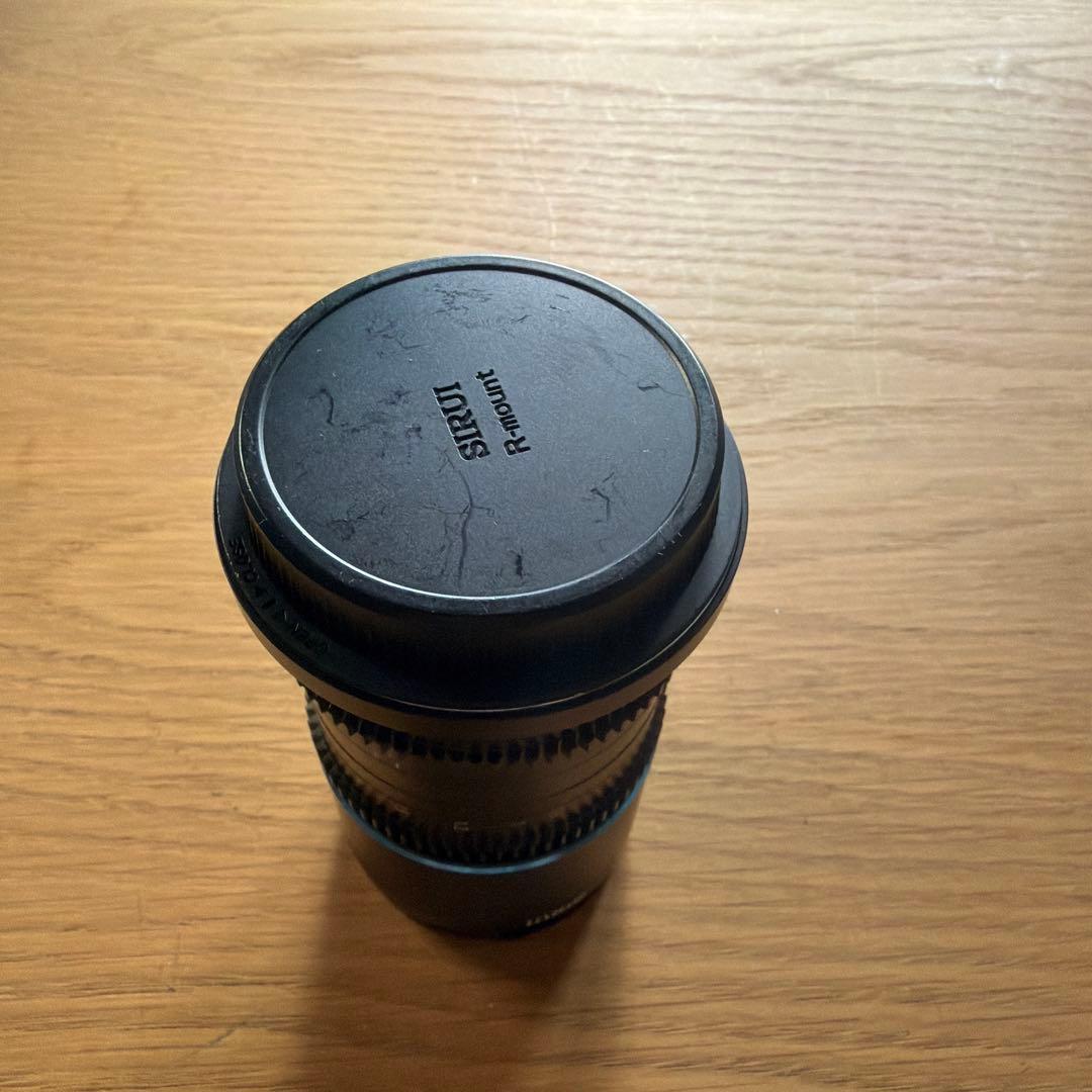 SIRUI 35mm T2.9 1.6x Anamorphic RFマウント