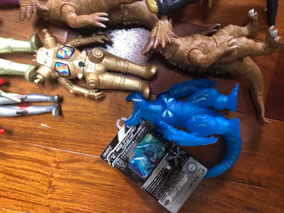 d*9様 ウルトラマン ウルトラ怪獣 ソフビ ウルトラ怪獣500 ライブサイン付