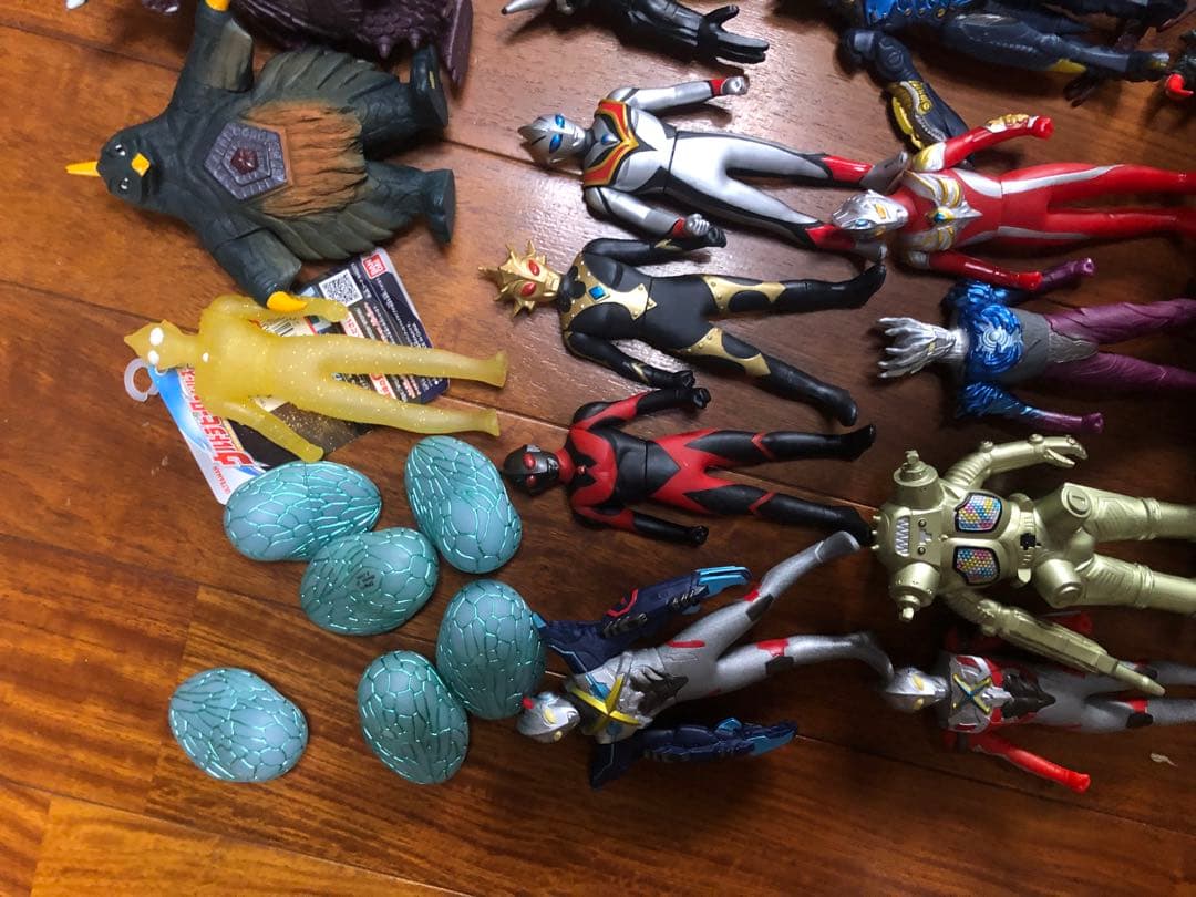 d*9様 ウルトラマン ウルトラ怪獣 ソフビ ウルトラ怪獣500 ライブサイン付