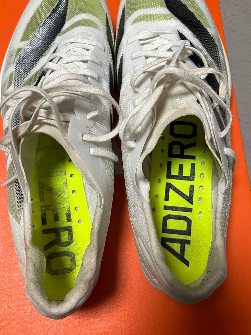 adizero prime sp2ホワイト　26.5センチ