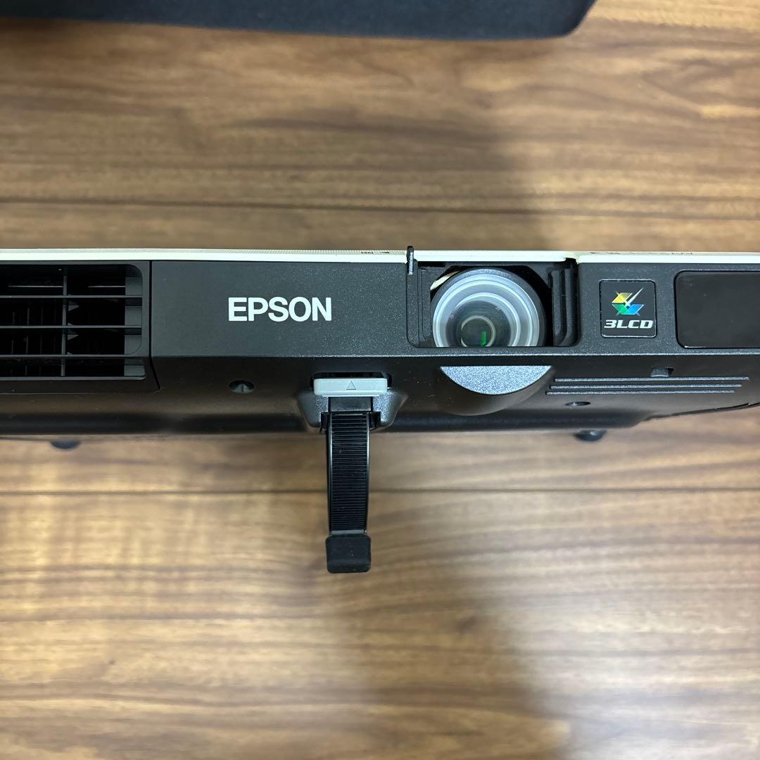 c*u様 EPSON EB-1780W プロジェクター本体