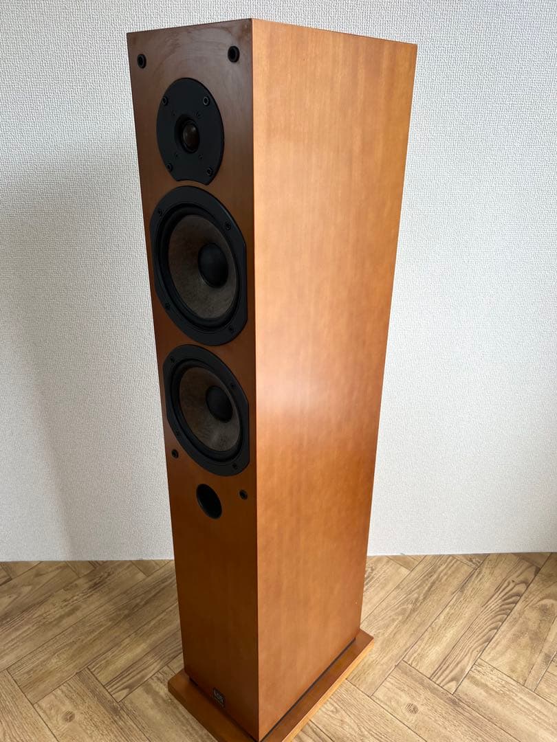 黒犬 ③ メルカリ便 ONKYO オンキョー　D-605F スピーカー