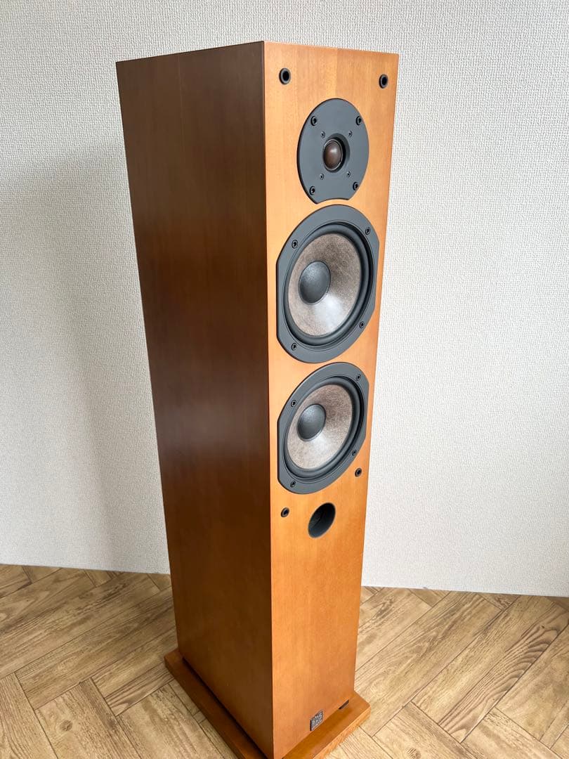 黒犬 ③ メルカリ便 ONKYO オンキョー　D-605F スピーカー