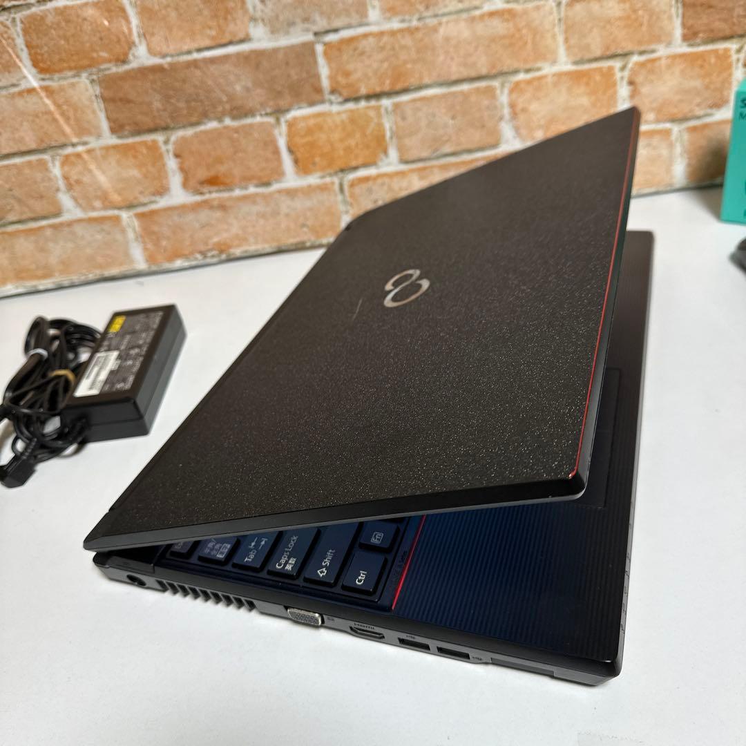 富士通ノート PC 高速起動SSD Corei7 Windows11オフィス付き