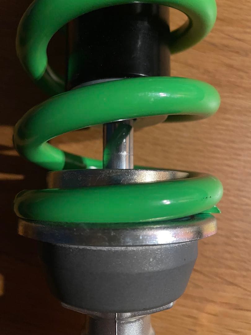 カワサキ　zx4rr 2025年式　リアサスペンション