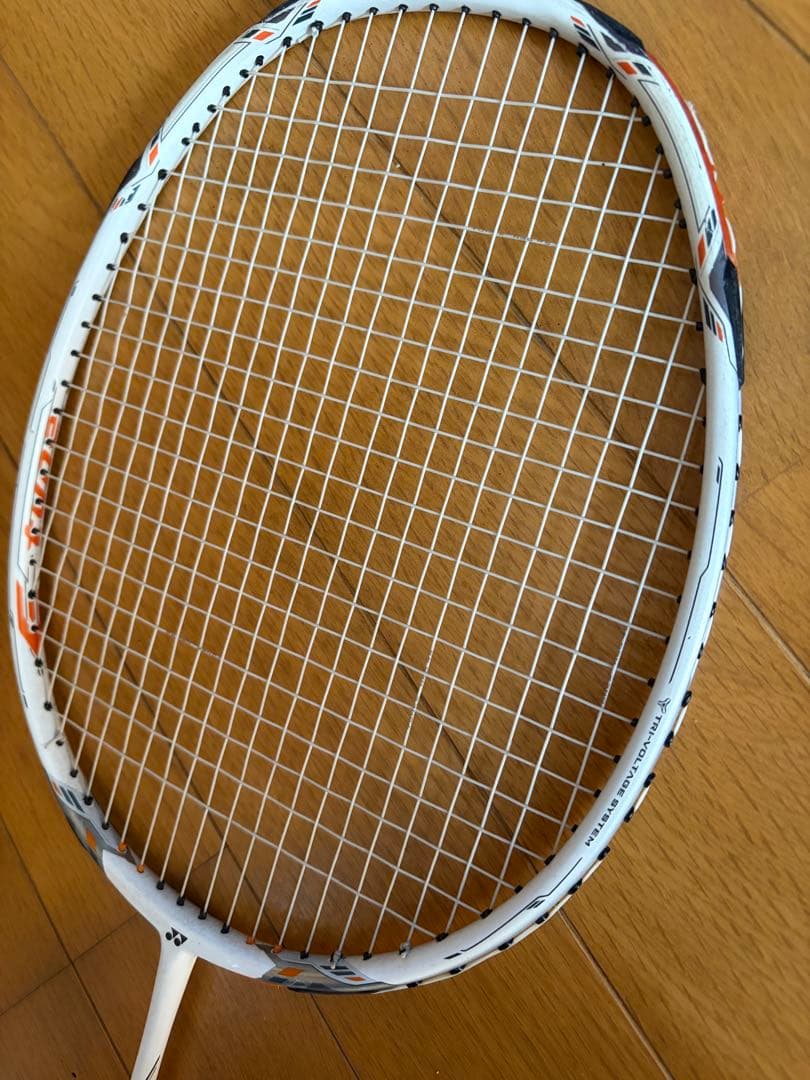 【廃盤稀少】YONEX Voltric 70etune バドミントンラケット