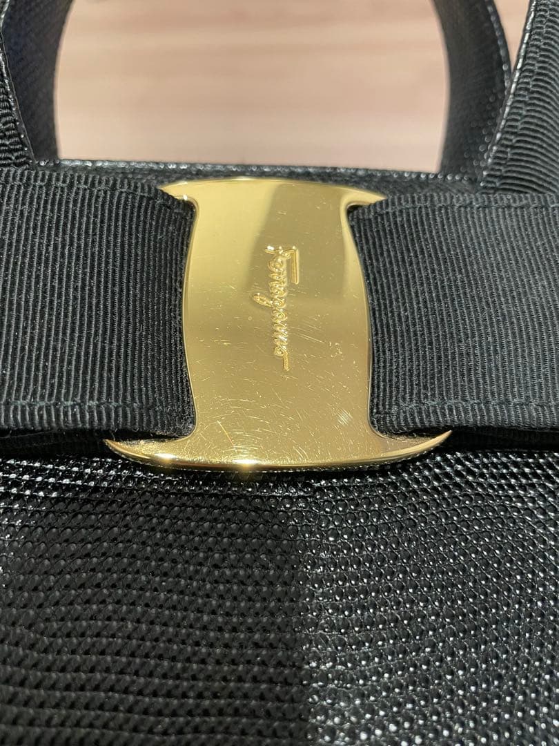 Salvatore Ferragamo ヴァラリボン 2wayハンドバッグ