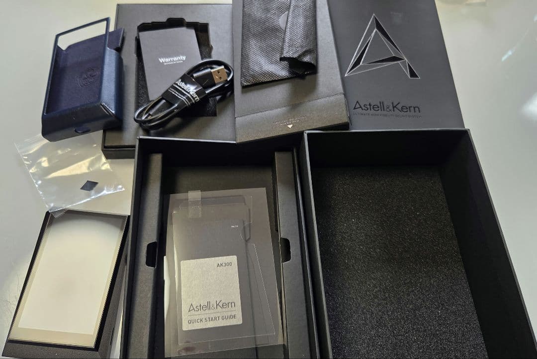 最終値下げ 美品 Astell&Kern AK300 64GB ブラック