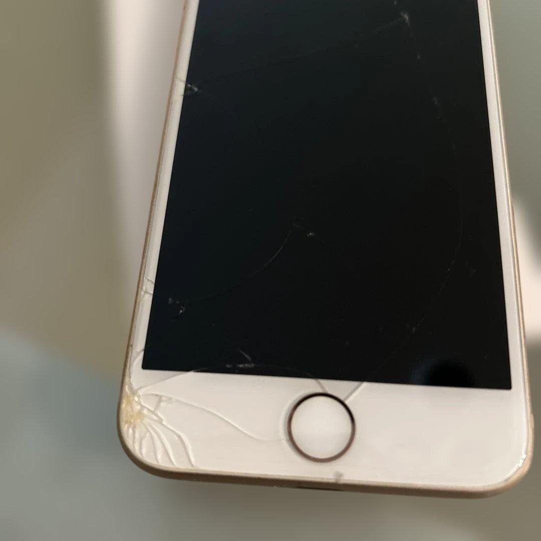 iPhone ゴールド アイフォン8 64GB