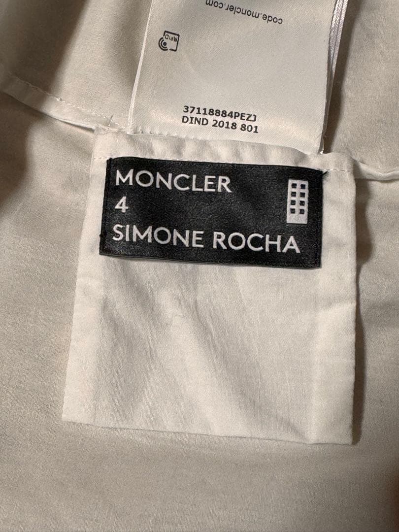 Monclerモンクレール シモーネロシャ パールロゴ レース オーバーシャツS