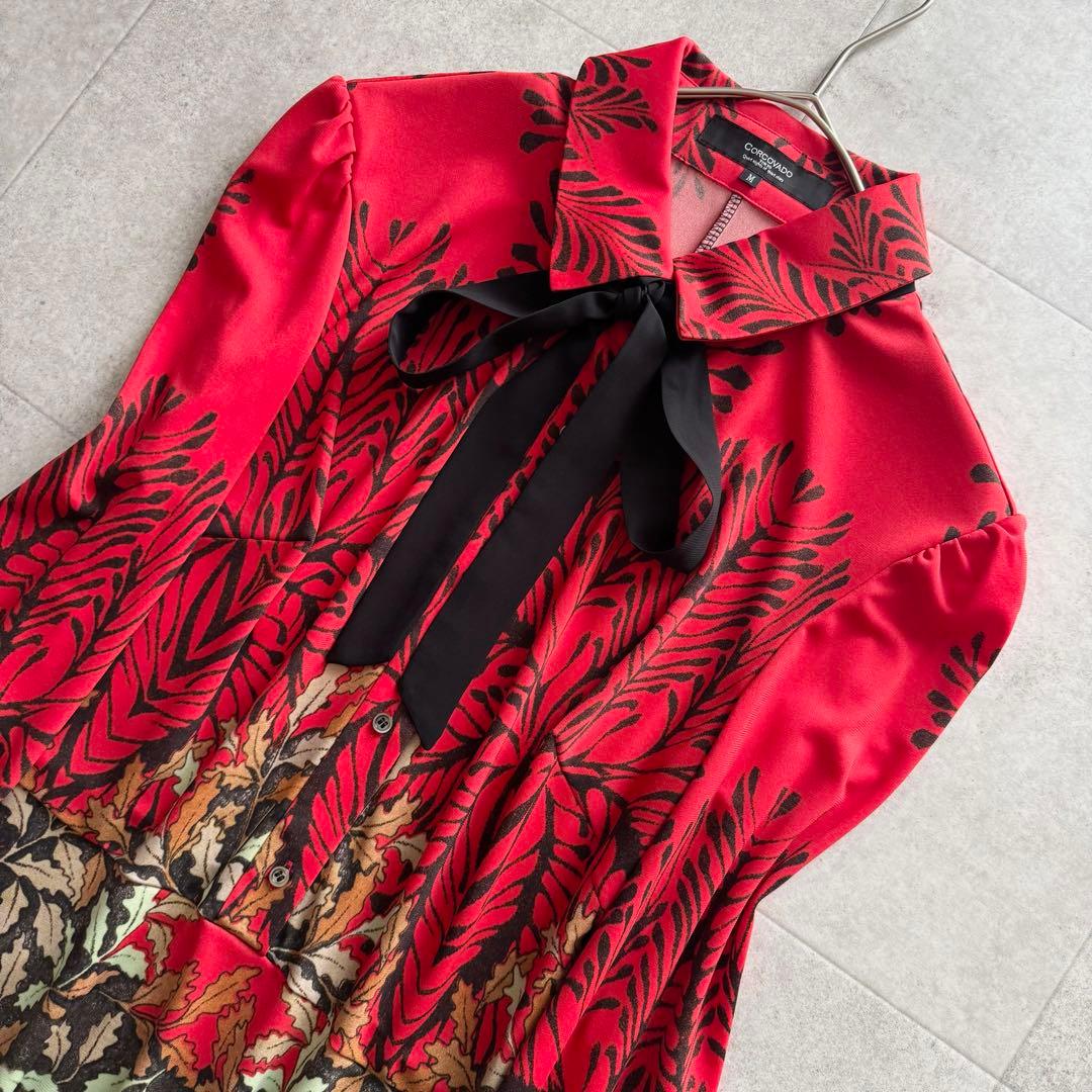 美品　コルコバード　ロングワンピース　ボウタイ　赤　総柄　M