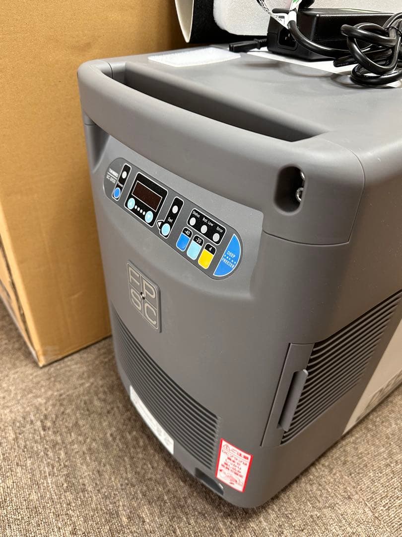 ツインバード SC-DF25WL ポータブル冷蔵庫