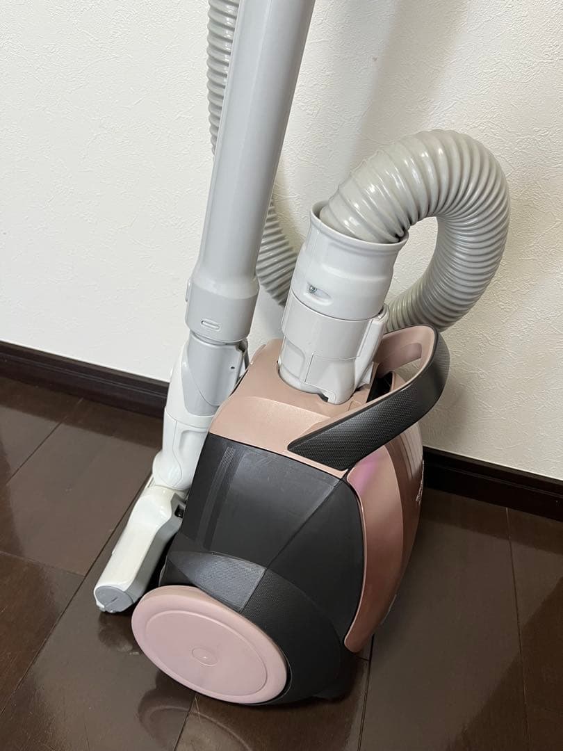 2018年製Panasonic 紙パック式掃除機 MC-PK19A-P