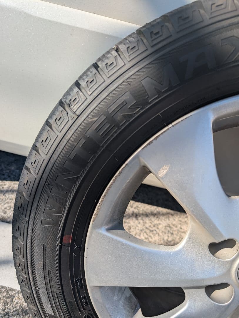 彩鯉　195/60/16スタッドレスタイヤ1本③ナット付き