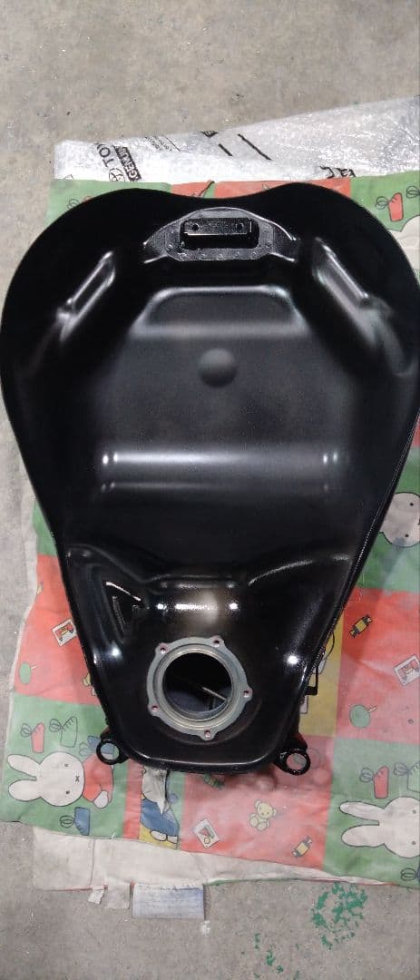 カワサキ　z900rs タンク　タイガーカラー　kawasaki