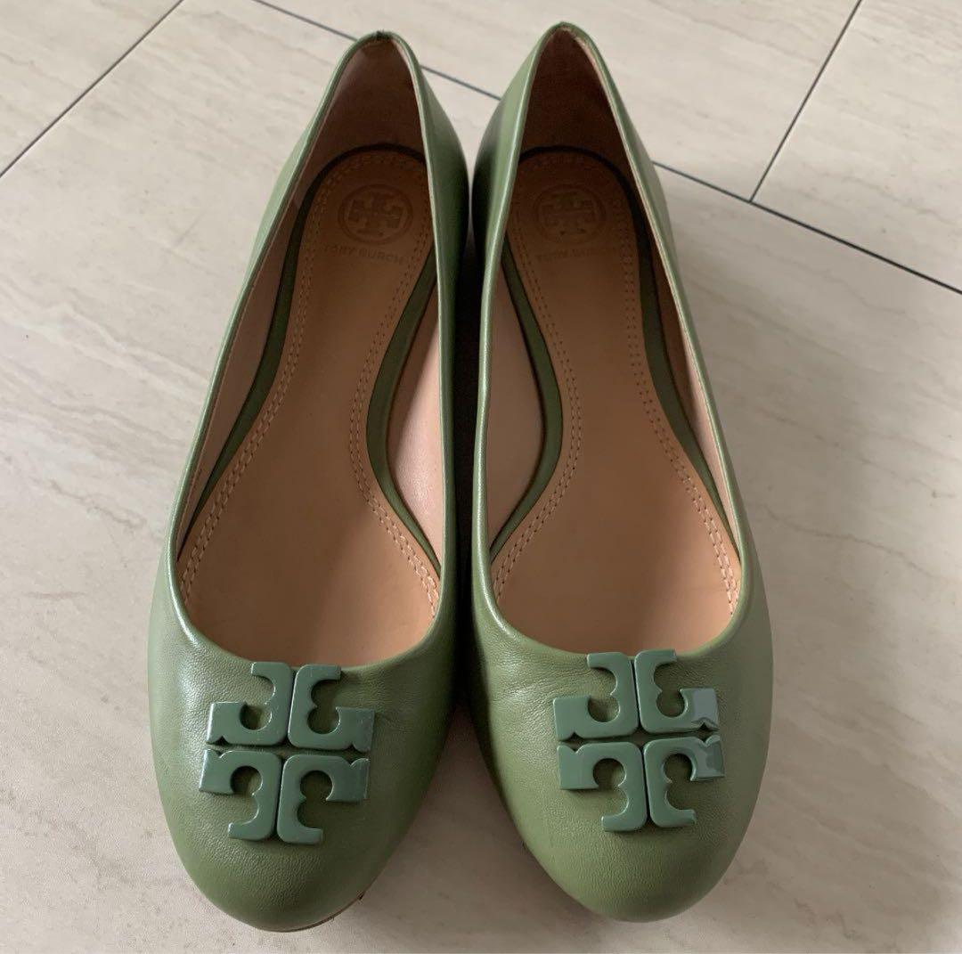 トリーバーチ　シューズ　25 グリーン レザー