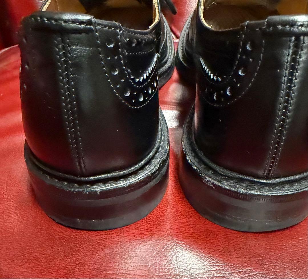 売り切りセール価格！美品✨トリカーズUK8.5