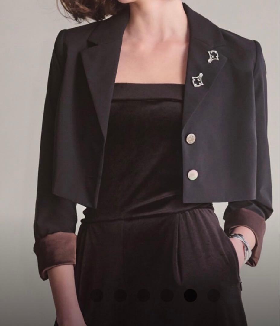 デイジーリン 現行品　スーパーライトストレッチジャケット 未使用 ネイビー 40