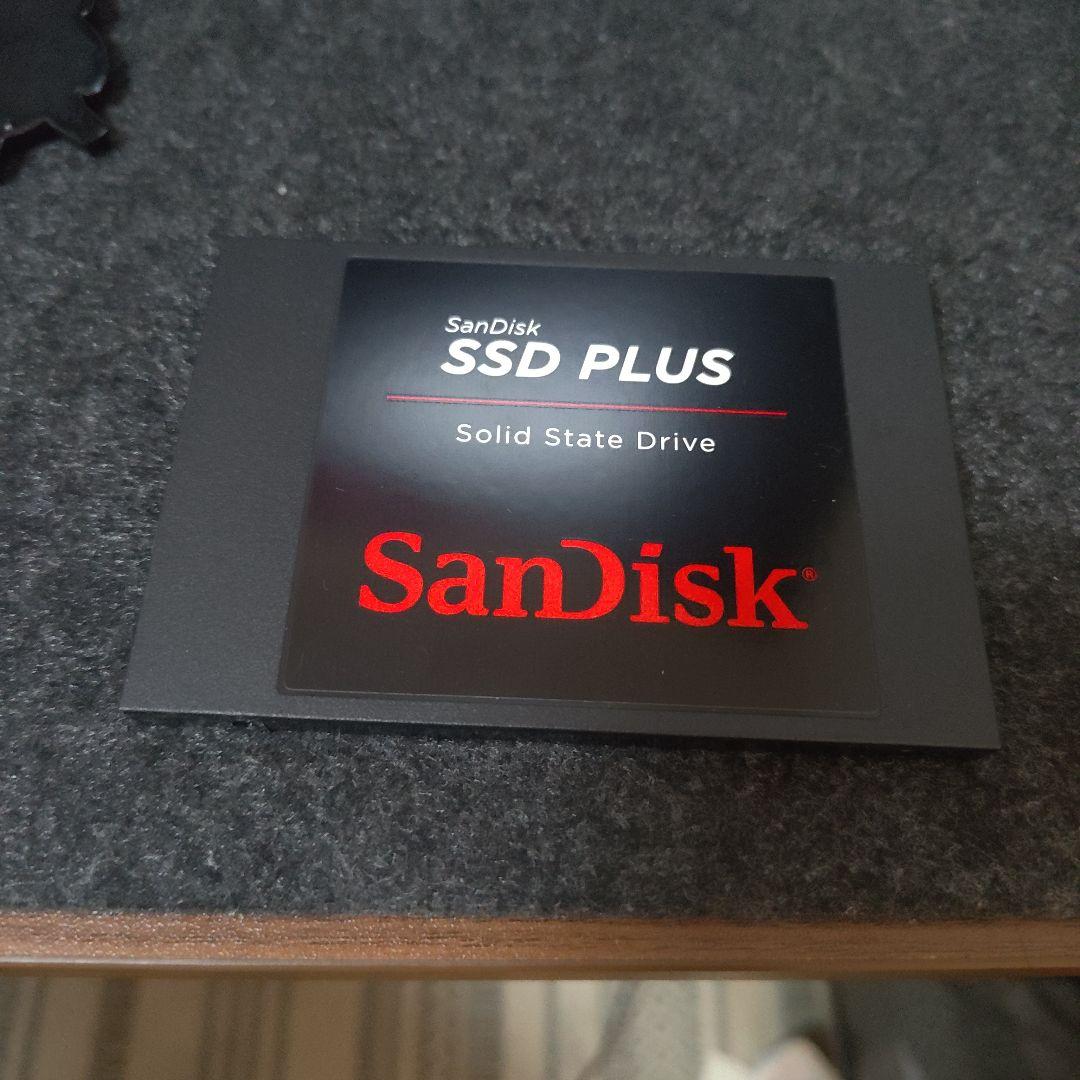 SanDisk SSD PLUS 2TB 2.5インチ