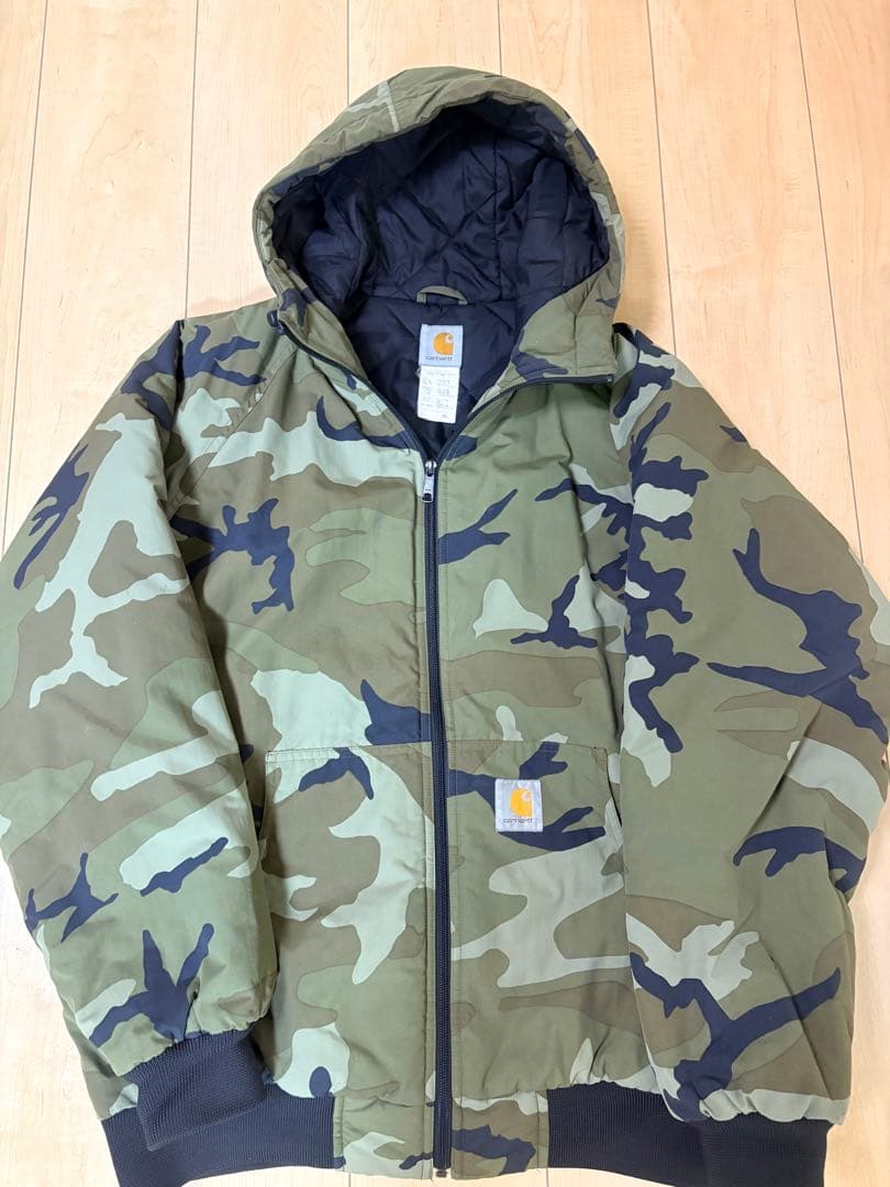 Carhartt カモフラージュ ダウンジャケット XL