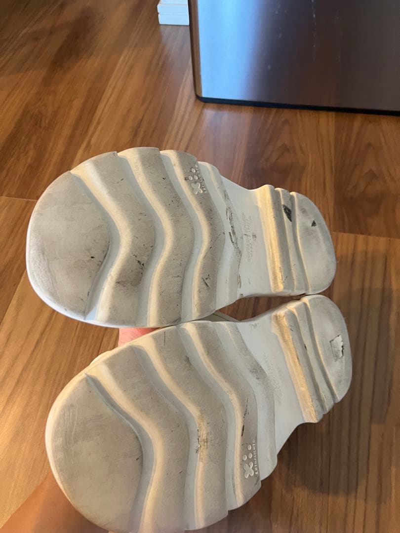 ボッテガ・ヴェネタ ホワイトサンダル