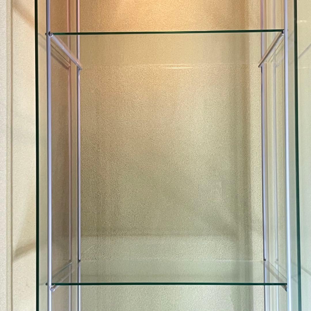 IKEA デトルフ　3連　ブラック　ガラスショーケース 純正LEDライト付き