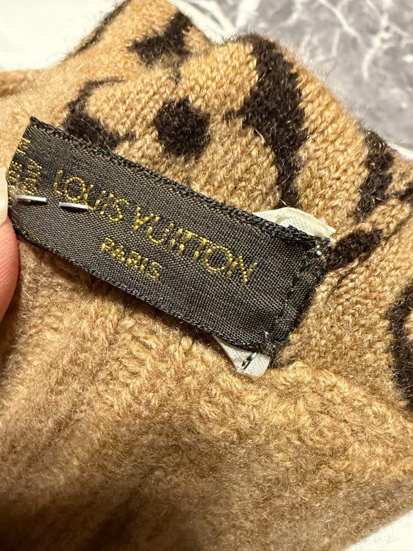 ルイヴィトンLOUIS VUITTONニット帽モノグラム