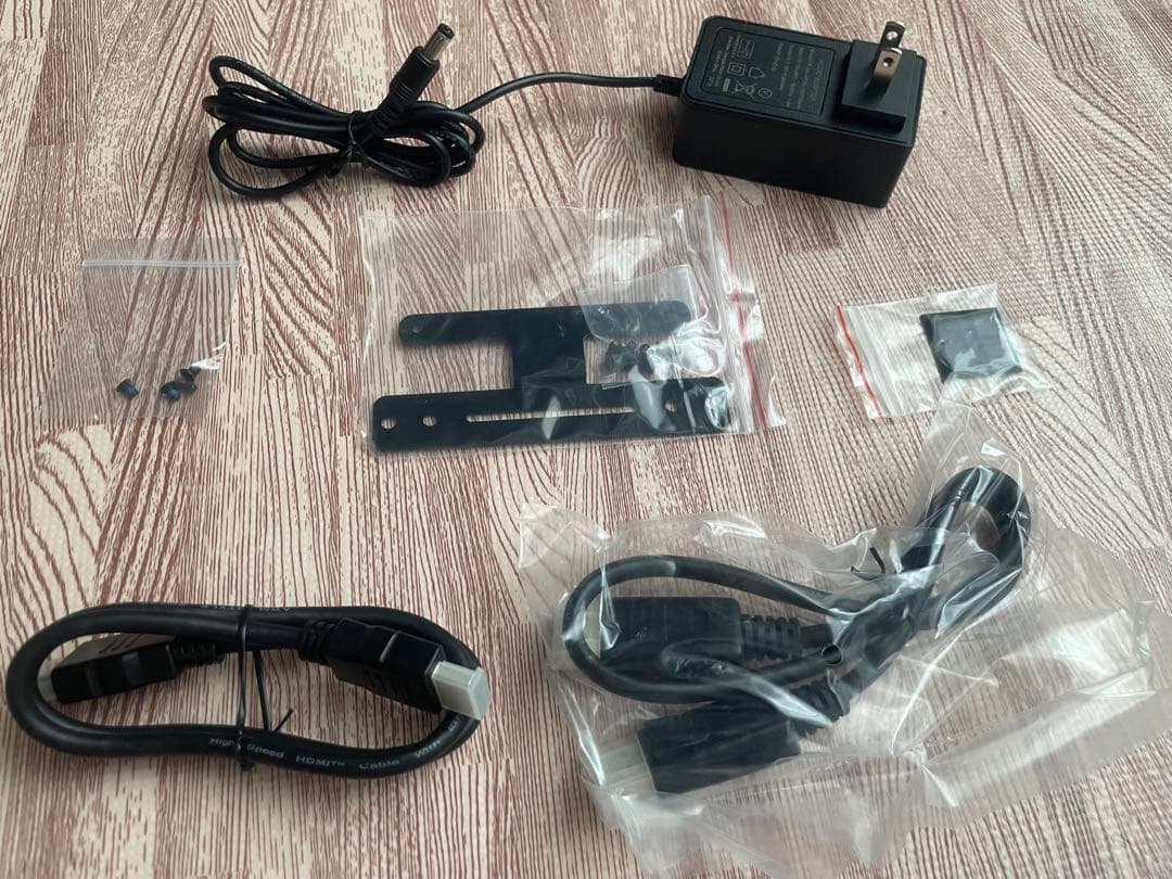 【ほぼ未使用】MINIS FORUM ミニPC リセット済み