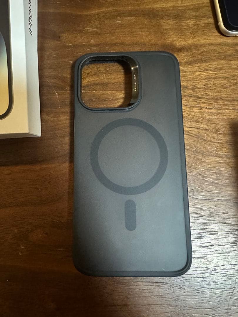 iPhone14 Pro Max 256GB SIMフリー　背面割れあり