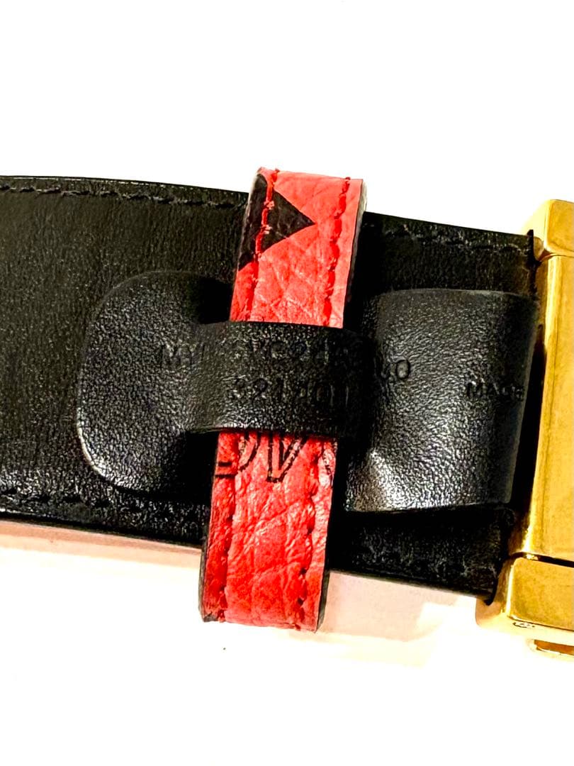 MCM エムシーエム☆ベルト ロゴ柄 ヴィセトス スタッズ　赤　80