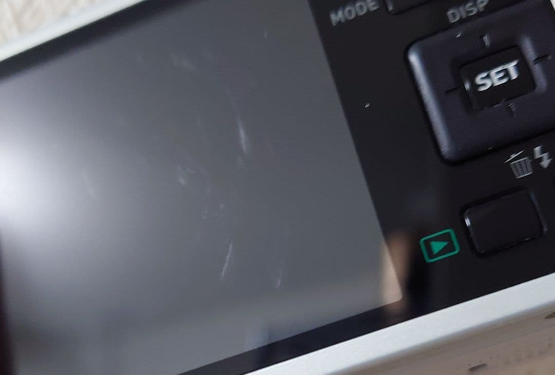 CASIO EXILIM ZR60 ホワイト チルトLCD 自撮り対応