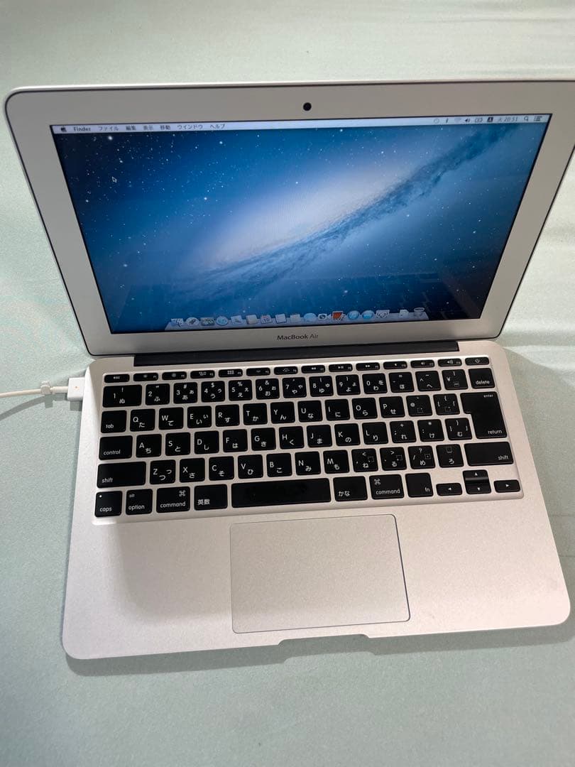 Apple MacBook Air シルバー Core i5 4GB 11インチ