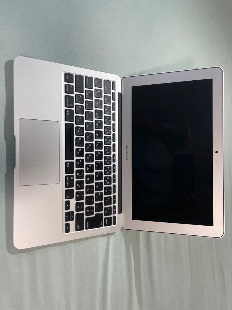Apple MacBook Air シルバー Core i5 4GB 11インチ