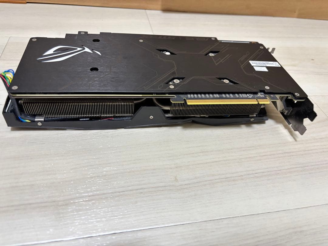 グラフィックボード・グラボ・ビデオカード ASUS STRIX Gaming Radeon RX 580