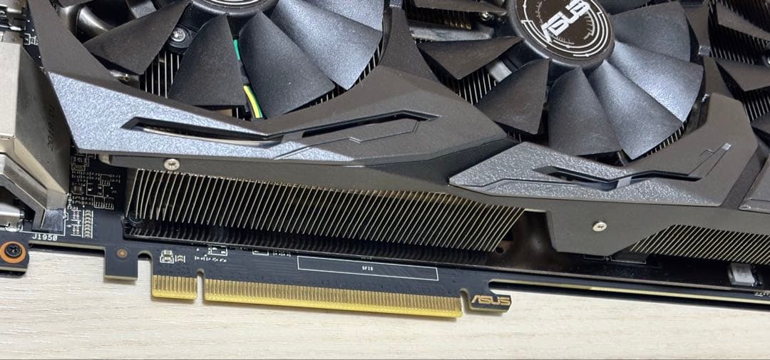 グラフィックボード・グラボ・ビデオカード ASUS STRIX Gaming Radeon RX 580