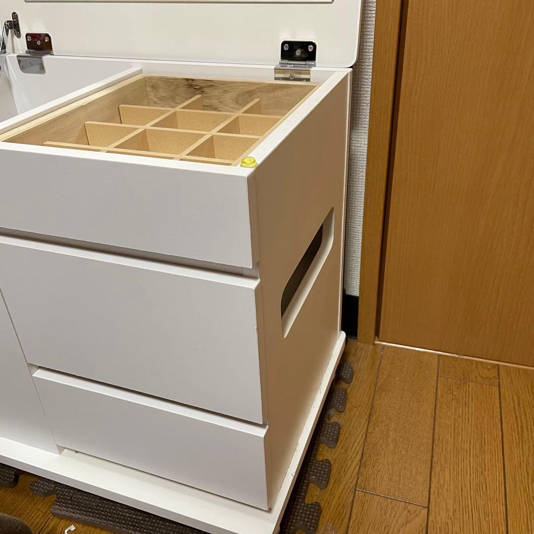 ドレッサーワゴン