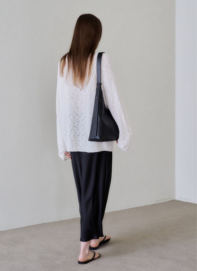 MONOROW ブラックショルダーバッグ エンジェルバッグ