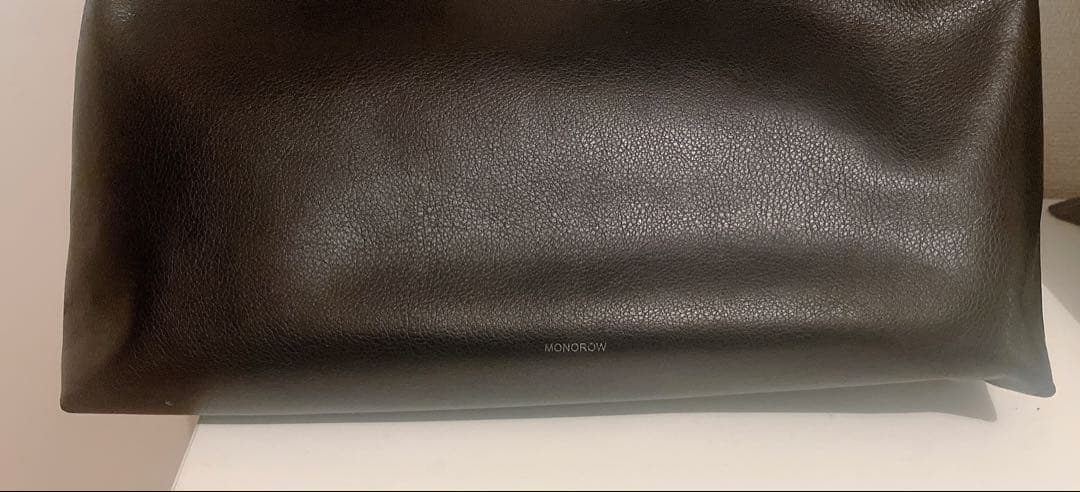 MONOROW ブラックショルダーバッグ エンジェルバッグ