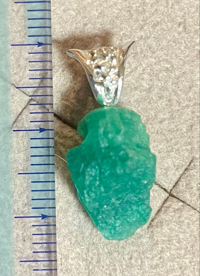 k18WGエメラルド原石ダイヤモンドネックレストップ