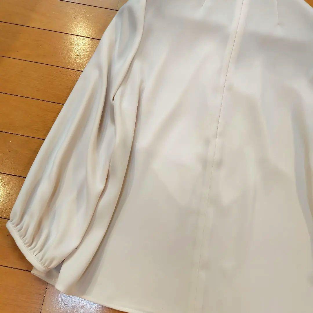 専用レリアン 近年モデル とろみパールボウタイブラウス 11L