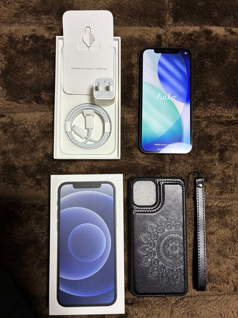 【極美品】iPhone12ブラック64GB 付属品未使用完備 ・ケース未使用付