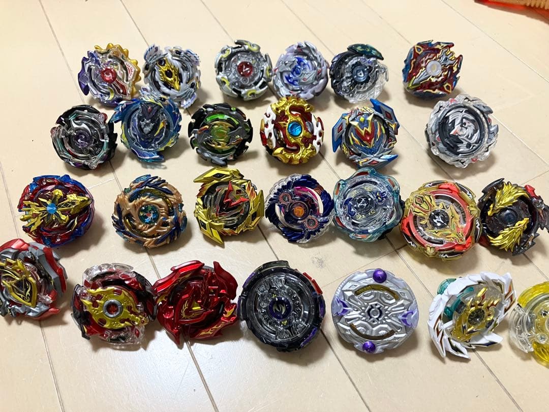 ❗️値下げ中❗️【豪華】ベイブレードバースト 引退品 大量まとめ売り