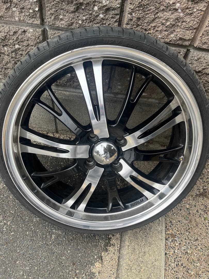 18インチ タントカスタム　LA600S 軽自動車　ダイハツ